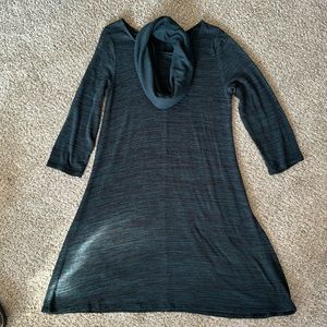 Women’s 3/4 sleeve dress with detachable scarf